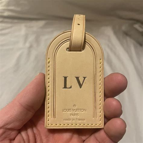 louis vuitton luggage tag price.